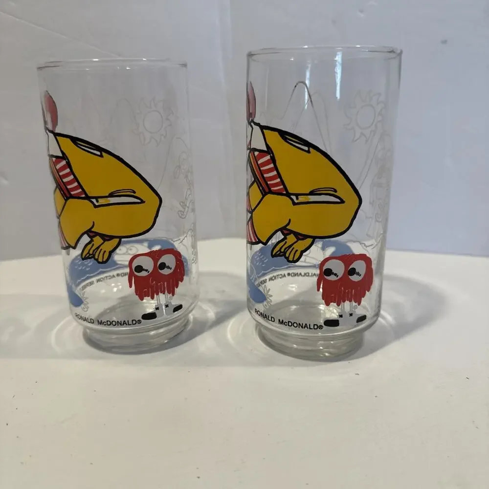 1977 McDonaldland Ronald McDonald Glass Set of 2 Vintage McDonalds